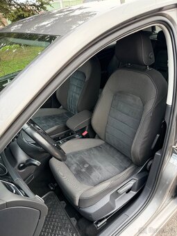 Volskwagen VW Golf 7 1.4 TSI 103kW Highline manuál 2014 TOP - 15