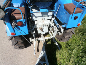 Zetor 25 k + vlečka - 15
