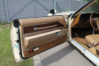 1974 Buick Riviera 455 V8 - vynikající originální stav - 15