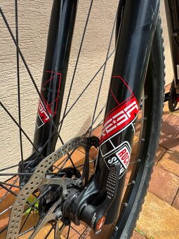 Horské kolo Specialized Epic Carbon 9m - 15