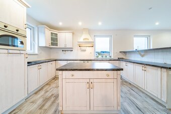 Prodej rodinné domy, 360 m2 - Plískov, ev.č. 00082 - 15