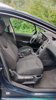 Peugeot 308 SW 2.0HDi 103kW,7/2010,KLIMA,PANORAMA,7.MÍSTNÉ - 15