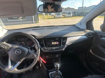 Opel Crossland 1,2 81kw r.v. 2021 najeto 21 000km - 15
