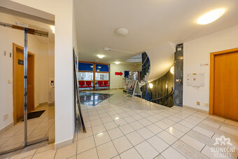 Prodej komerčního domu, Uherské Hradiště - Zelný trh - 15