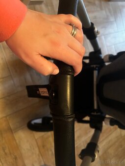 Kočárek Bugaboo Fox s příslušenstvím a vajíčkem Cybex - 15