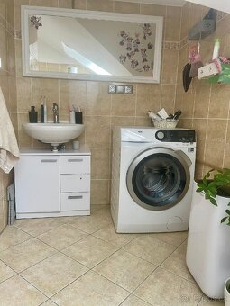 Prodám  byt 2kk s balkónem - 15