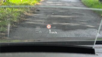 VW Passat B8 Variant Comfortline 4Motion 2.0. TDI 140kW 4x4 - 15