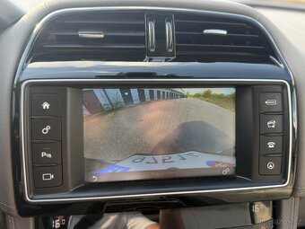 Jaguar F-Pace 25d 2018 - 15