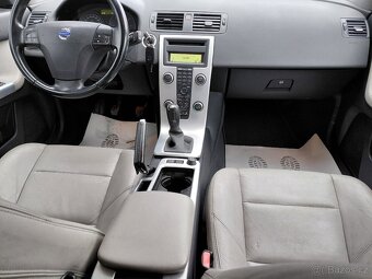 VOLVO V50, 1.6D, r.10, 155000km, VELMI SOLIDNÍ - 15