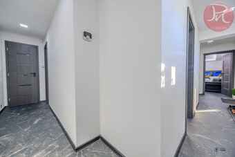 Luxusní rodinný dům v Markvartovicích – elegance, komfort a  - 15