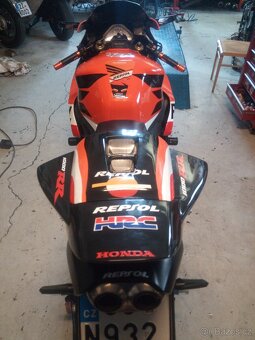 Honda CBR1000RR - 15
