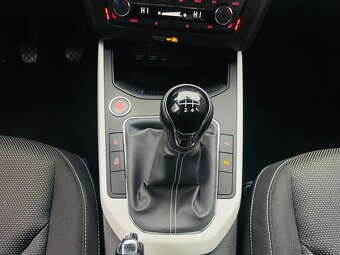Seat Arona 1.6TDI VÝHŘEV KAMERA XCELLENCE VIRTUAL COCKPIT - 15