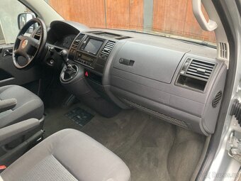 VOLKSWAGEN CARAVELLE T5 2,5TDi - 15