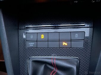 ŠKODA OCTAVIA 3 RS 2.0 TDI 135KW CHALLENGE - 15
