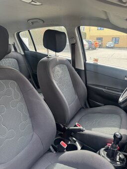Hyundai i20 - 15