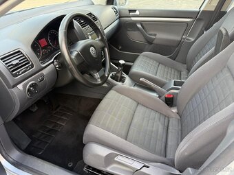 Volkswagen Golf IV 1.4 59kW jen 126tkm - 15
