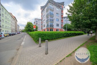Pronájem zrekonstruovaného bytu 1+kk 26 m², Praha 10 - Vršov - 15