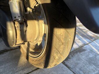 Suzuki Burgman 650 executive 2010 CZ doklady - 15