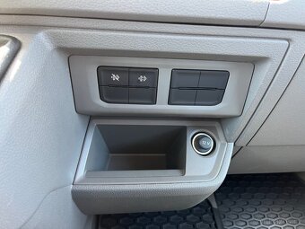 VW Crafter L3H2 2.0 Tdi 103 Kw Led světla najeto 83 tis km - 15
