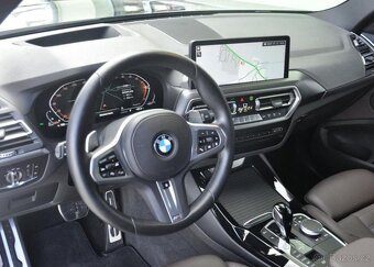 BMW X3 xD30d M-SPORT LASER NTOP TAŽNÉ - 15