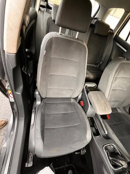 Náhradní díly Golf 5 - 15