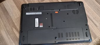 Notebook Acer + příslušenství - 15