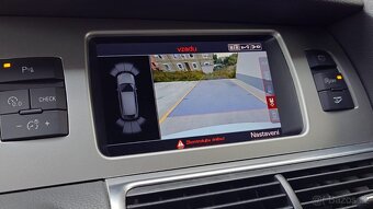 Audi Q7 3,0 TDi 180 kW - tažné - 7 míst - 15