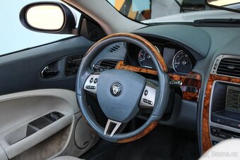 Jaguar XK 4.2 V8 Cabrio A/T - 15