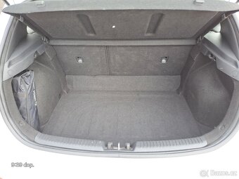 HYUNDAI i30 1.5i-benzin COMFORT r.22 1.majiteli PLNÝSERVIS - 15