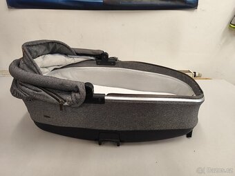 Prodám kočárek Espiro Next -barva šedá - 15