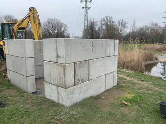 Přijmam nove zakazky - 15