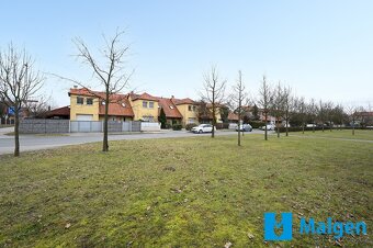 Prodej RD 4+kk, Čelákovice, pozemek 449 m2, Praha - Východ - 15