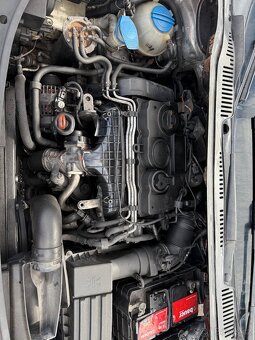 VW Touran R-line 2.0tdi 125kw - 15
