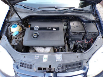 Volkswagen Golf 1,4 i KLIMA-HNED ODJÍŽDÍTE - 15