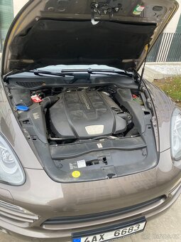 Porsche Cayenne - Servisovano - TOP stav - 15