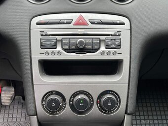Peugeot 308 1.6 115kW serviska 2010 140 tkm STK 9/27 navi - 15