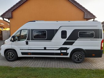 ADRIA TWIN SUPREME 640SGX 165PS Obytná vestavba Záruka - 15