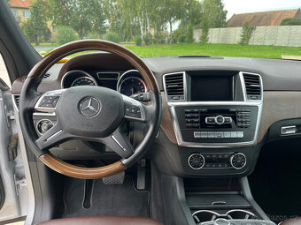 Mercedes-Benz ML 350 Bluetec 4Matic - 15
