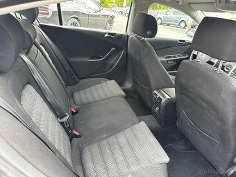 VW PASSAT 2,0 TDI - BKP - AUT. KLIMA - NAVI - NOVÁ STK - 15