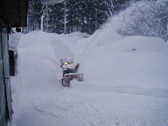 Sněhová fréza pásová MTD šířka 66 cm - 15