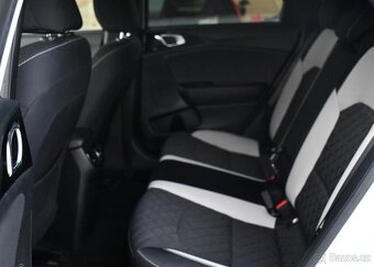 Kia ProCeed 1.4 T-GDi 1M ČR - 15