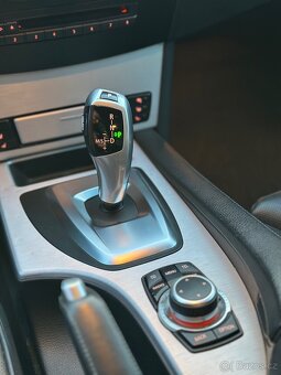 BMW E60 530xd facelift 2009 TOP VÝBAVA - 15