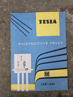 Elektro knihy - prospekty - manuály - literatura - 15