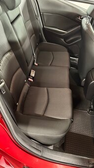 Mazda 3 benzinový 2.0 88kw 1. Majitel - 15