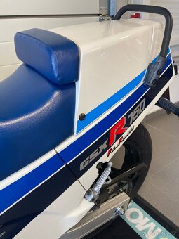 SUZUKI GSX-R 750 - 15