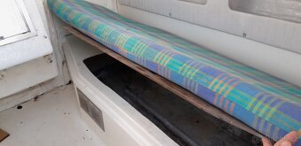 Kajautová loď Microplus 600 Galaxy ( 2x kajuta ) - 15