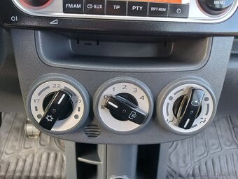 Predám Mitsubishi Colt 1.1 benzín,5-dverový,1.majiteĺ,rok vý - 15