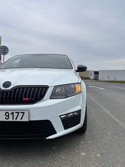 Octavia RS - 15