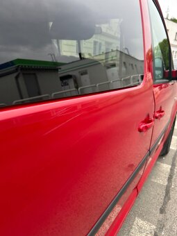 VW Caddy Maxi CNG 7míst, 2.0, klimatizace, Bluetooth, servis - 15