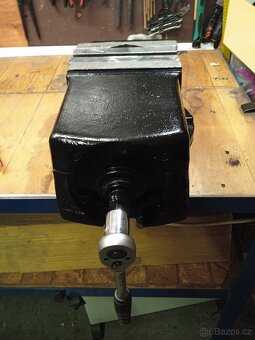 Strojní svěrák - 15